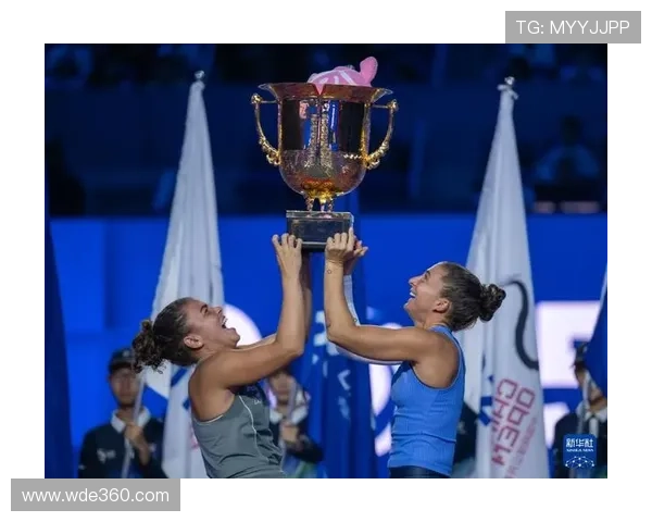 伊埃拉胜保利尼首进迪拜16强